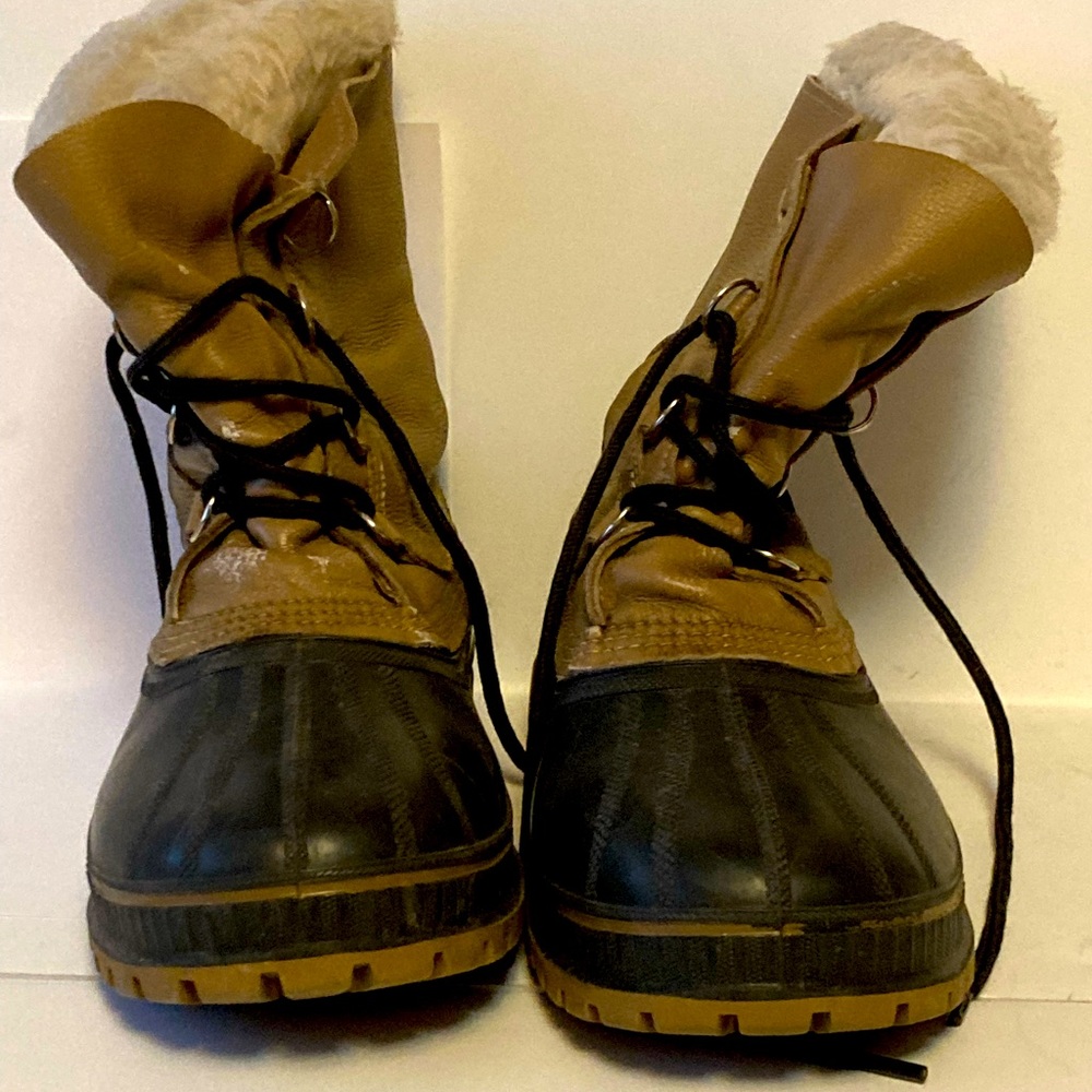 Sorel Boots tan size 12